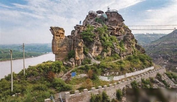 申宝配资 兴县六郎寨景区从千年古寨到乡村旅游新地标